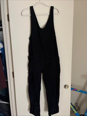 Free People Women’s Black Overalls Jumpsuit Corduroy, size XS